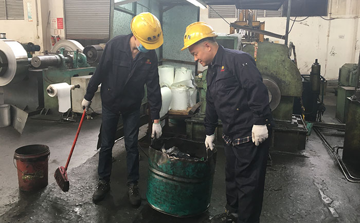 辭舊迎新，鑫發(fā)年末大掃除